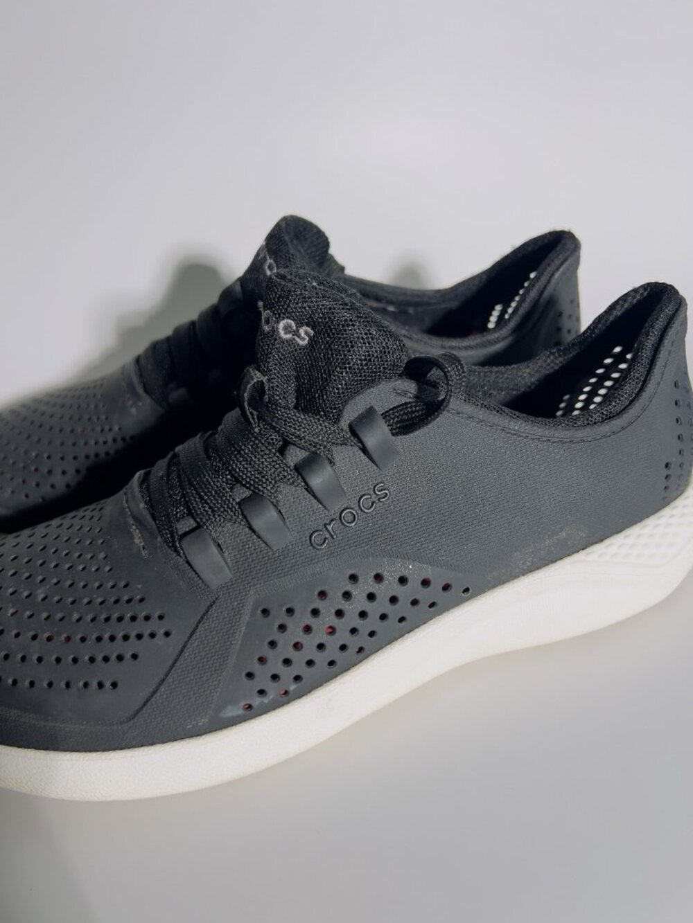 Crocs LiteRide Pacer Women’s Size 9 Black Athletic Sneakers - Picture 8 of 13